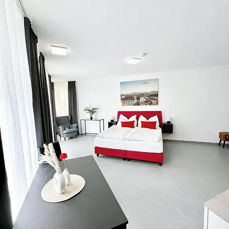 Grazora Living 3* Грац