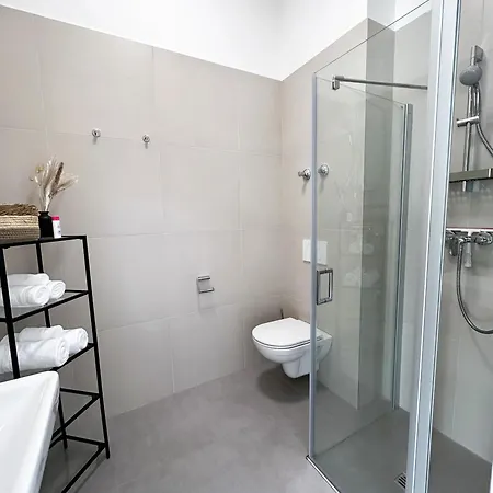 Grazora Living Apartmanhotel 3*