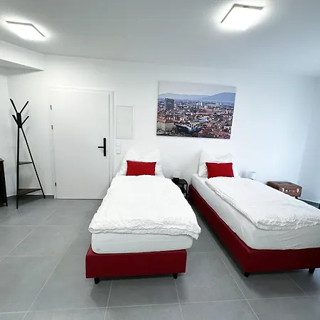 Aparthotel Grazora Living 3*