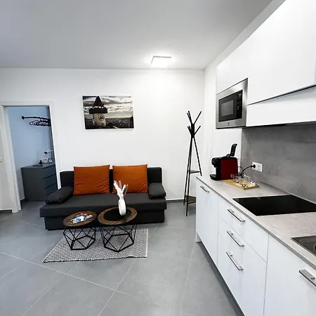 Apartahotel Grazora Living 3*